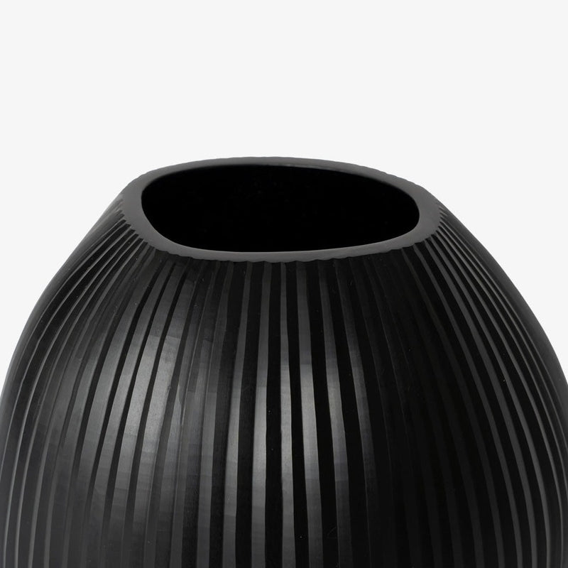 Maui Vase - Black