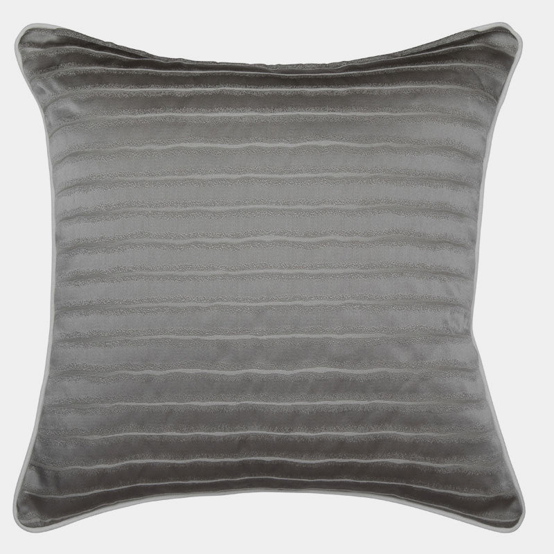 Indoor/Outdoor Dove Cushion Cover